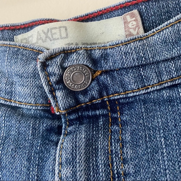 Levis 550 Relaxed Tapered Fit Cutoff Denim Jean Shorts sz 6 Distressed 10” Rise - Picture 7 of 7